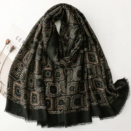 Geometric Scarf Shawl – 180 × 88 cm