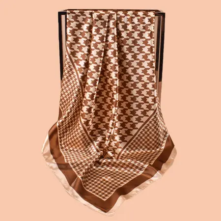 Printed Scarf Shawl – 90 × 90 cm detail