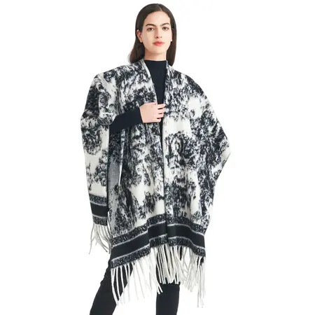 Women's Jacquard Fringed Reversible Scarf Shawl – 150 × 130 cm
