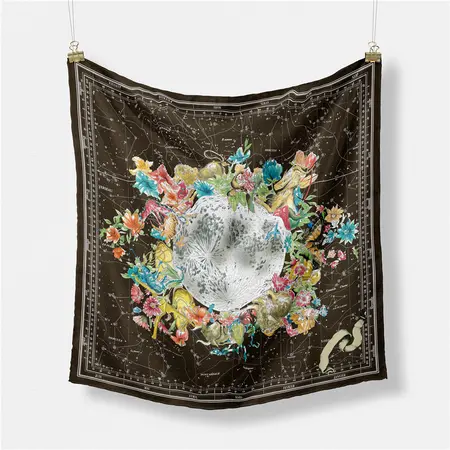 Printed Scarf Shawl – 53 × 53 cm detail