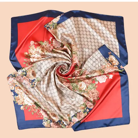 Floral Scarf Shawl – 90 × 90 cm detail
