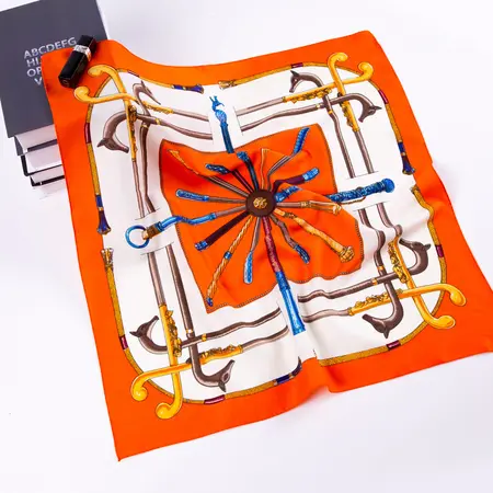 Printed Scarf Shawl – 60 × 60 cm detail