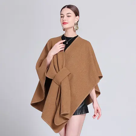 Knit Poncho detail
