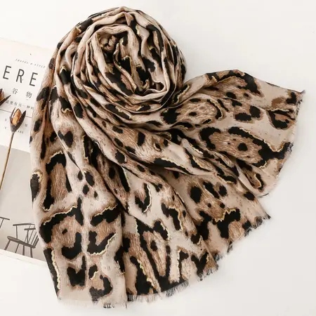 Silk Leopard Print Printed Scarf Shawl – 180 × 88 cm detail