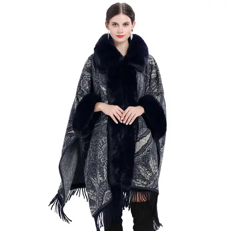 Jacquard Fringed Poncho detail