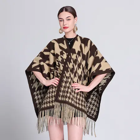 Plaid Knit Fringed Vintage Poncho detail