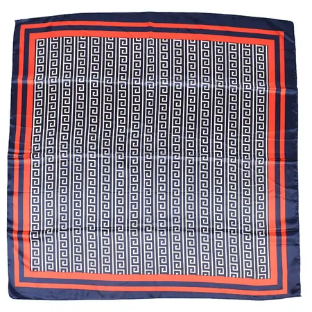 Silk Vintage Scarf Shawl – 90 × 90 cm detail