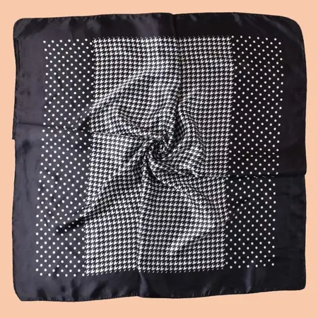 Polka Dot Printed Scarf Shawl – 90 × 90 cm detail