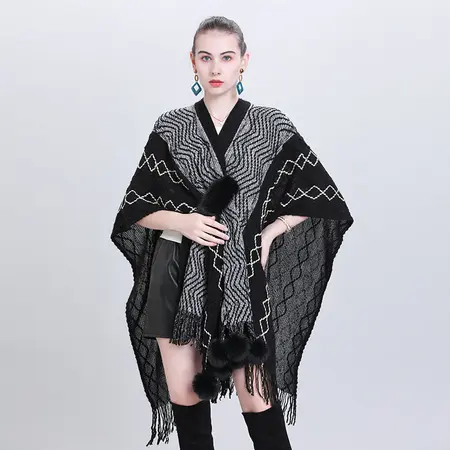Knit Poncho detail