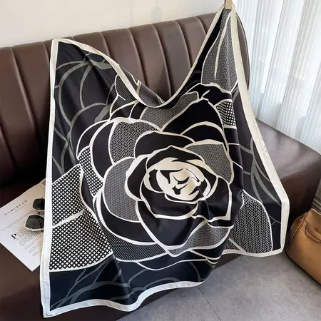 Twill Silk Colorblock Printed Scarf Shawl – 90 × 90 cm detail