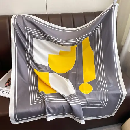 Women's Printed Scarf Shawl – 90 × 90 cm detail