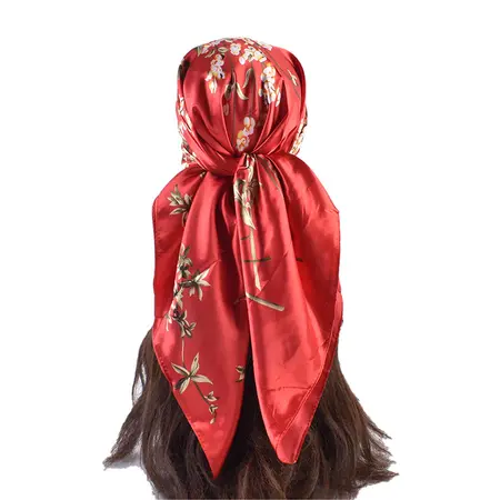 Scarf Shawl – 90 × 90 cm detail