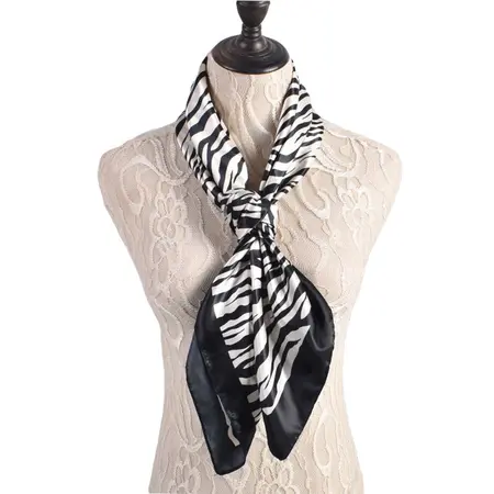 Silk Scarf Shawl – 90 × 90 cm