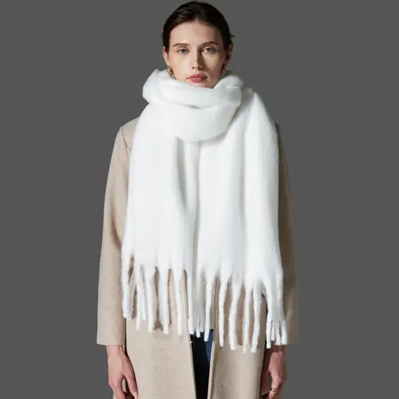 Fringed Scarf Shawl – 190 × 50 cm + 15 cm fringe