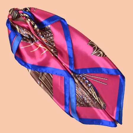 Scarf Shawl – 90 × 90 cm detail