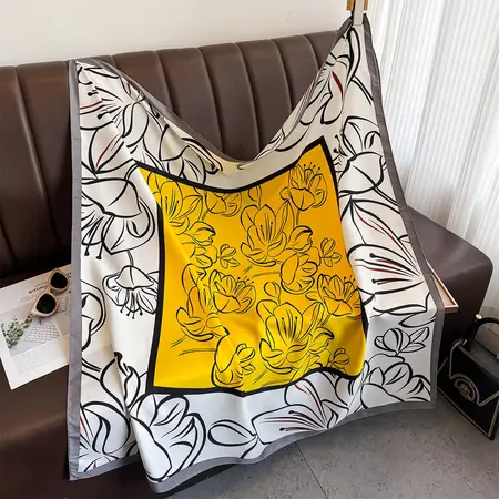 Printed Scarf Shawl – 90 × 90 cm detail