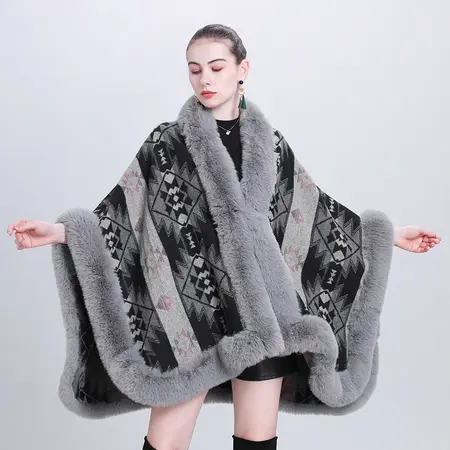 Jacquard Knit Poncho detail