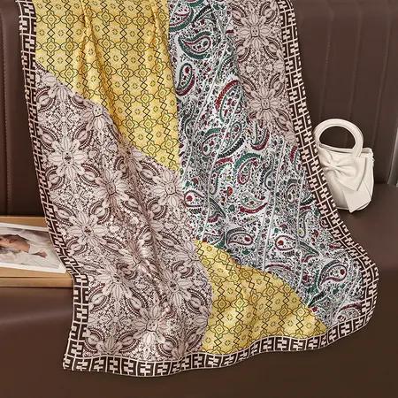 Colorblock Scarf Shawl – 90 × 180cm detail