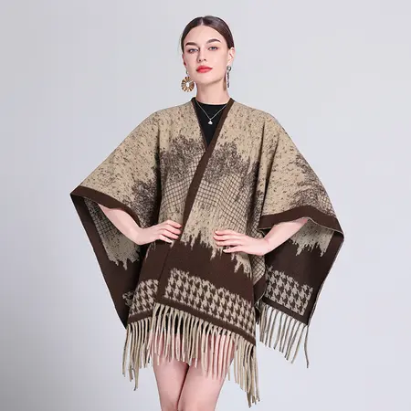 Plaid Knit Fringed Vintage Poncho detail