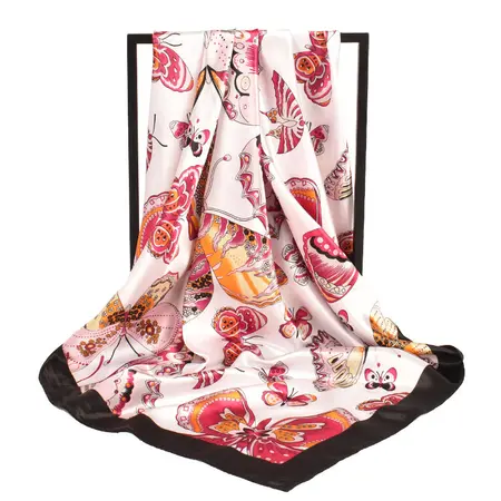 Silk Scarf Shawl – 90 × 90 cm detail
