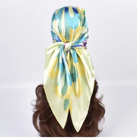 Silk Floral Scarf Shawl – 90 × 90 cm detail