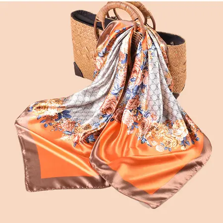 Floral Scarf Shawl – 90 × 90 cm detail