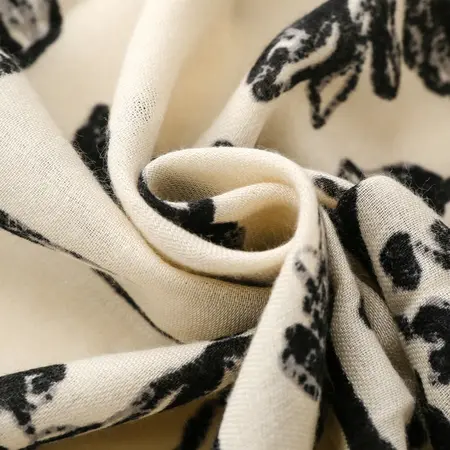 Floral Printed Scarf Shawl – 180 × 88 cm detail