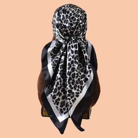 Leopard Print Printed Scarf Shawl – 90 × 90 cm