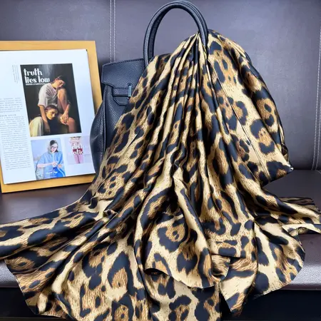 Leopard Print Printed Scarf Shawl – 90 × 180cm