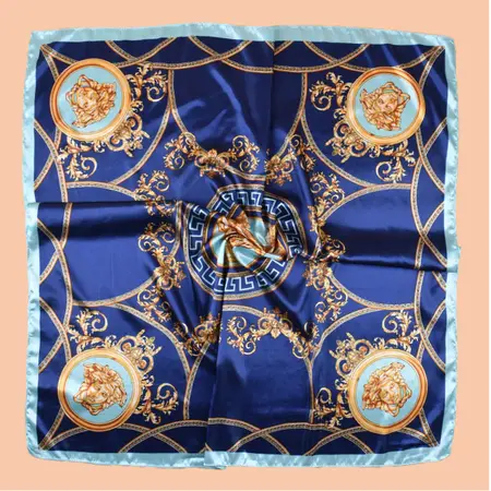 Printed Vintage Scarf Shawl – 90 × 90 cm detail
