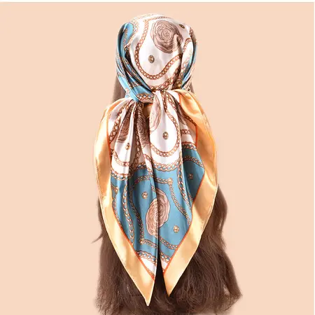 Floral Scarf Shawl – 90 × 90 cm detail
