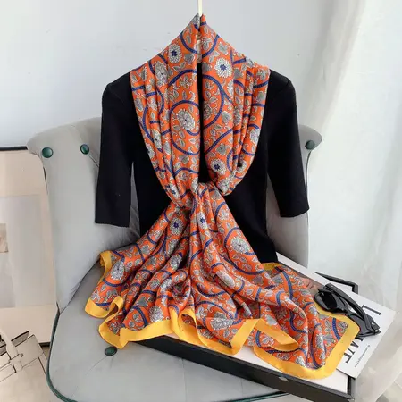Floral Printed Vintage Scarf Shawl – 90 × 180cm detail