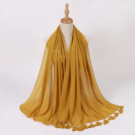Chiffon Fringed Hijab – 70 × 170 cm detail