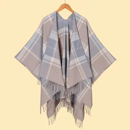 Silk Plaid Poncho – 130 × 150 cm detail