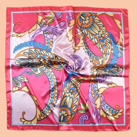 Printed Scarf Shawl – 90 × 90 cm detail
