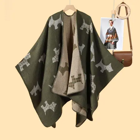 Jacquard Knit Poncho – 130 × 150 cm detail