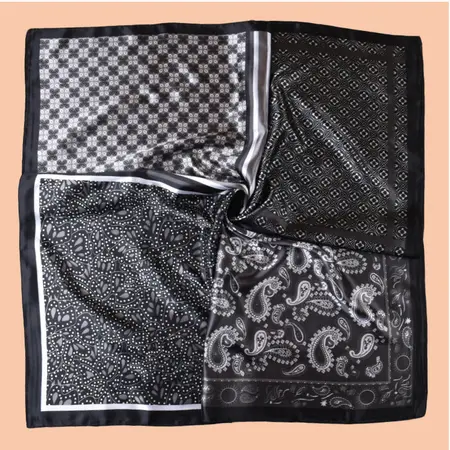 Printed Scarf Shawl – 90 × 90 cm detail