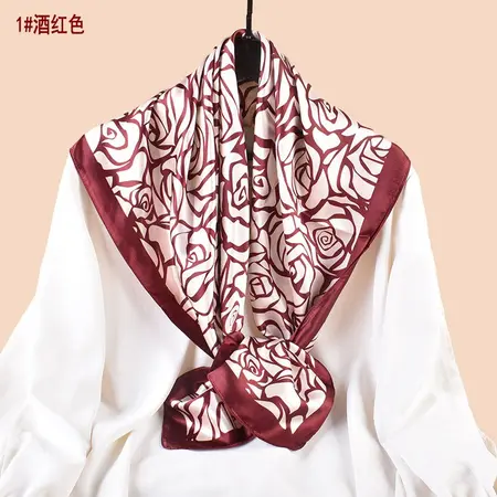 Silk Vintage Scarf Shawl – 90 × 90 cm detail