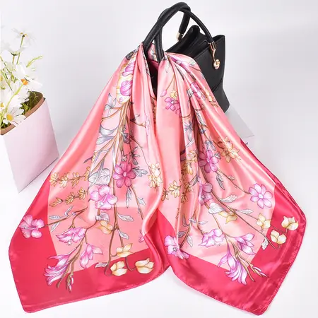 Floral Printed Vintage Scarf Shawl – 90 × 90 cm detail