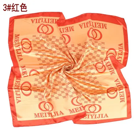 Scarf Shawl – 90 × 90 cm detail