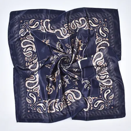 Women's Silk Floral Vintage Scarf Shawl – 90 × 90 cm detail