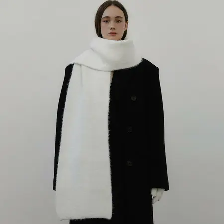 Women's Wool Blend Solid Color Knit Scarf Shawl – 200 × 25 cm detail