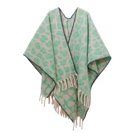 Leopard Print Jacquard Scarf Shawl – 165 × 125 cm detail