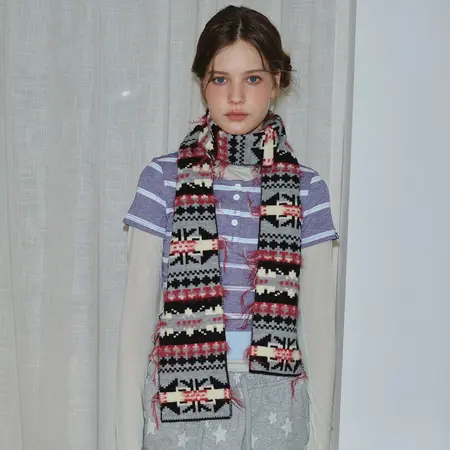 Women's Knit Vintage Scarf Shawl – 180 × 15 cm detail