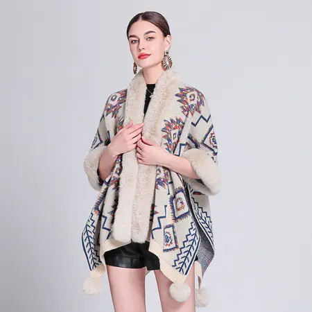 Jacquard Knit Poncho detail