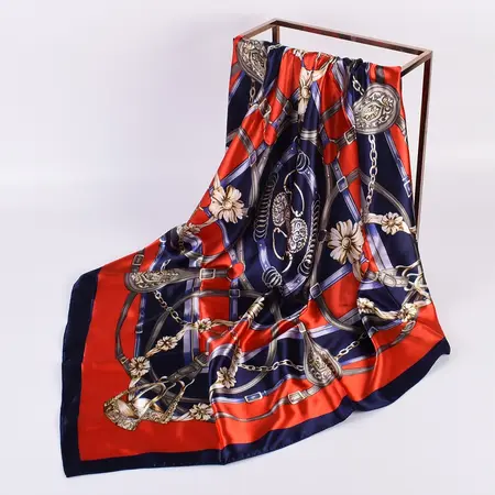 Geometric Printed Scarf Shawl – 90 × 90 cm detail