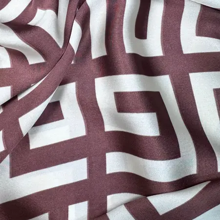 Silk Geometric Printed Scarf Shawl – 90 × 180cm detail