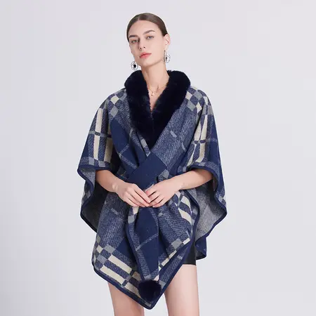 Faux Fur Plaid Knit Poncho – 80 × 180cm detail