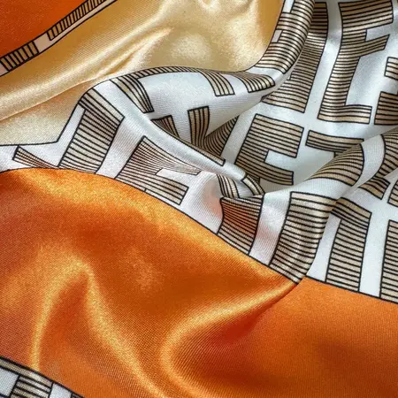 Printed Scarf Shawl – 90 × 90 cm detail