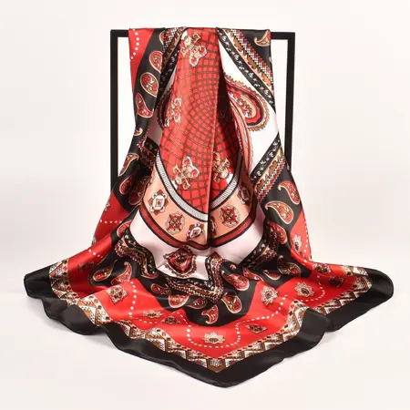 Silk Floral Paisley Vintage Scarf Shawl – 90 × 90 cm detail